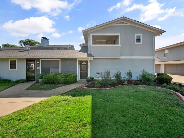 638 Timberline Dr, Hurst, TX 76053