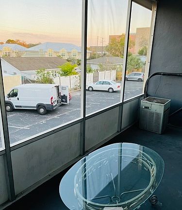 3rd image of 1257 Drew St APT 12