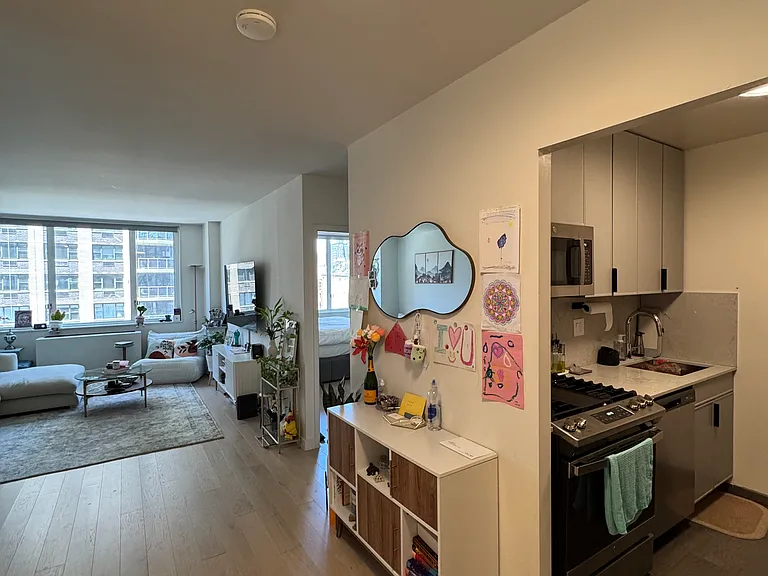 401 E 80th St #6D — Photo 6