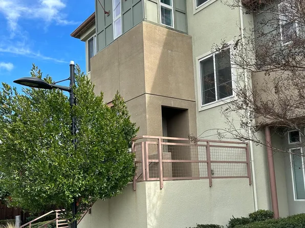 327 Tempo Ln, Milpitas, CA 95035