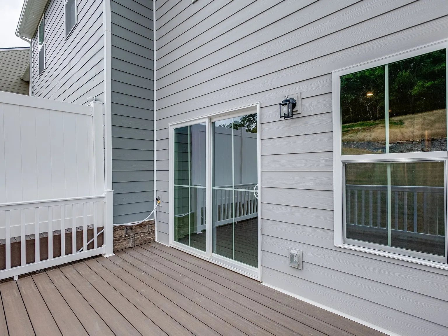 3 bed, 2.5 bath, 1503 sqft, $2,675 — Photo 4