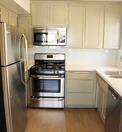 3rd image of 1444 S Saltair Ave APT 103