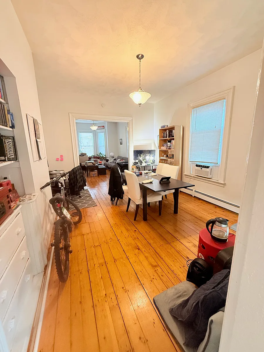 Building Photo - 97 Inman St #1