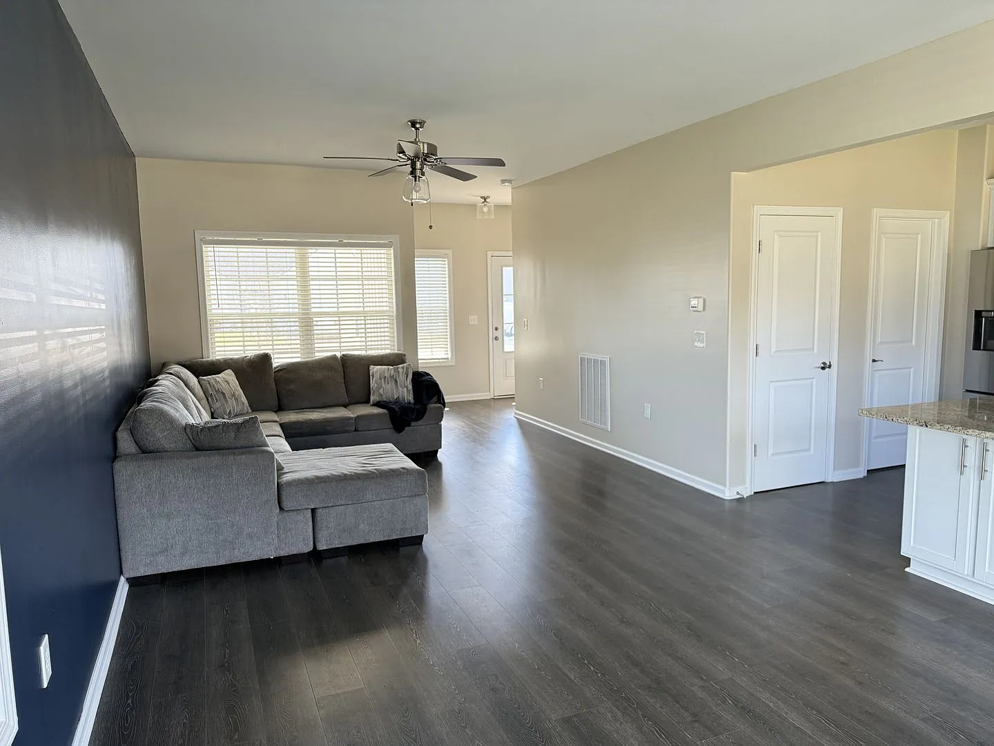 Three bedroom home near South Warren — Photo 2