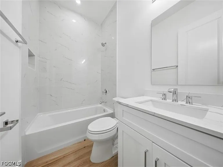 6125 Hershey Ave — Photo 7
