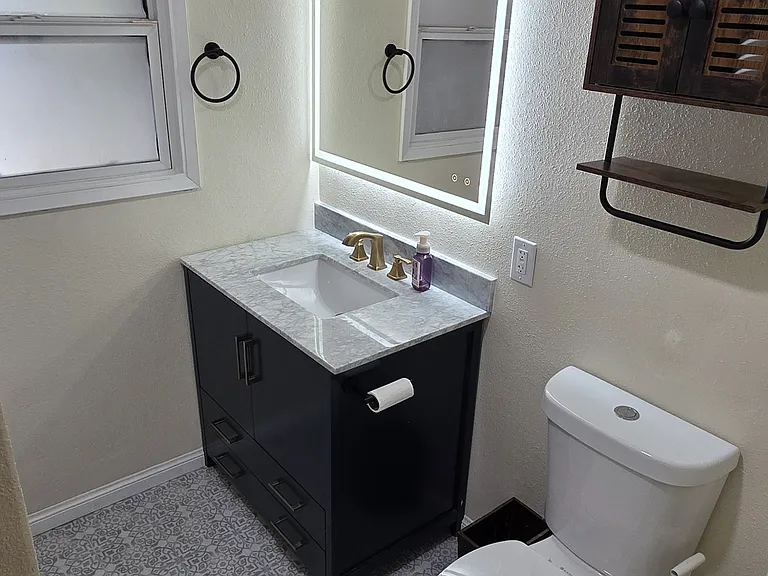 2516 Charleston Dr — Photo 5