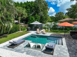 2135 Oak Ter, Sarasota, FL 34231