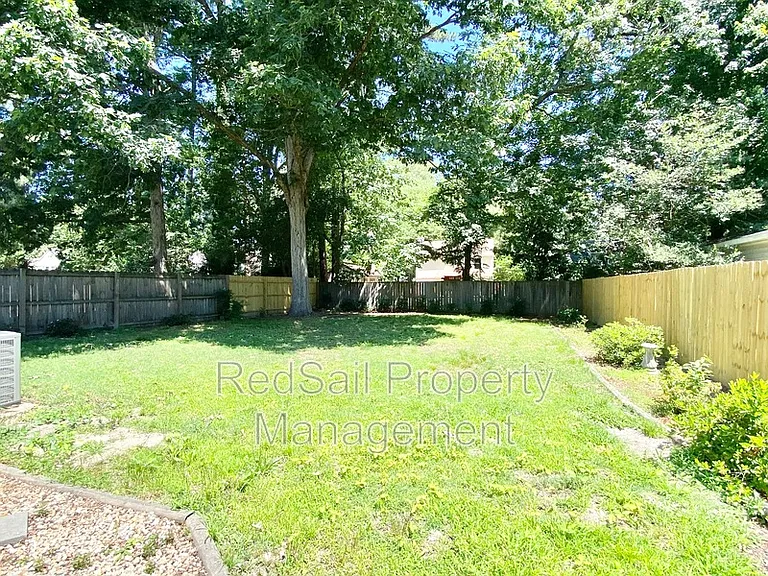 39 Whites Ln #A — Photo 18