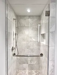 Rented by LEVEN Real Estate