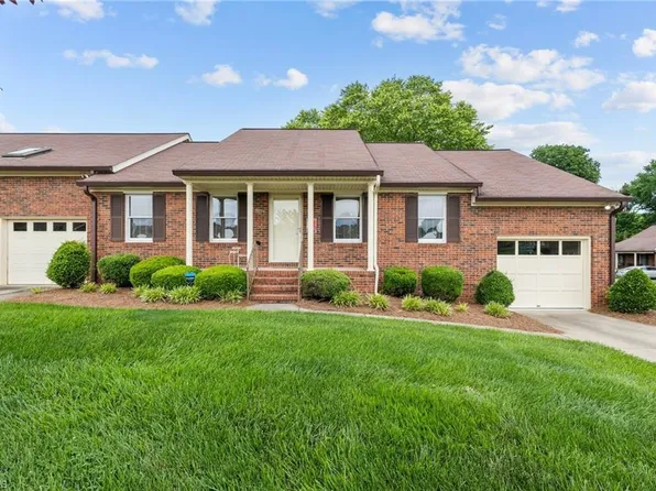 1803 Meadow Green Dr, Graham, NC 27253