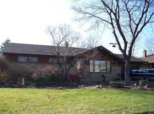 15437 Hickox Blvd, Middleburg Heights, OH 44130
