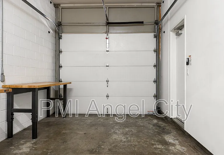 3450 Cahuenga Blvd W #607 — Photo 23