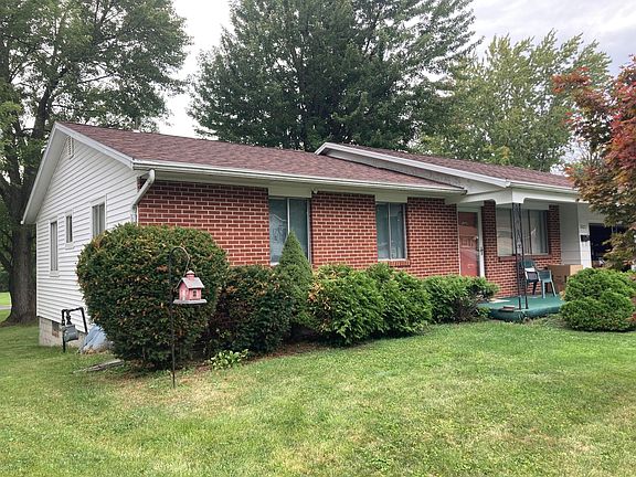 3rd image of 1005 Edison Ave