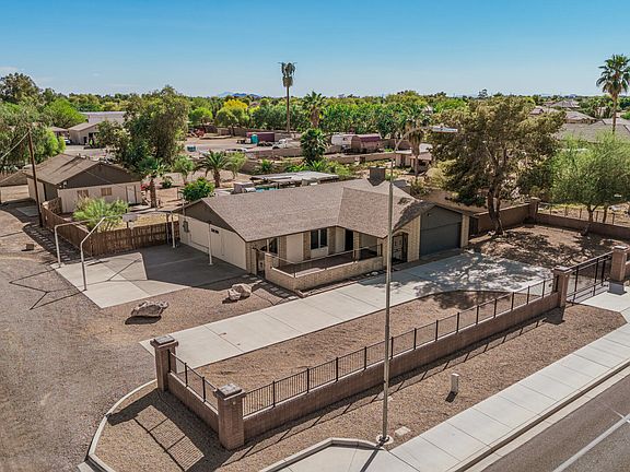 3rd image of 13143 E OCOTILLO Road