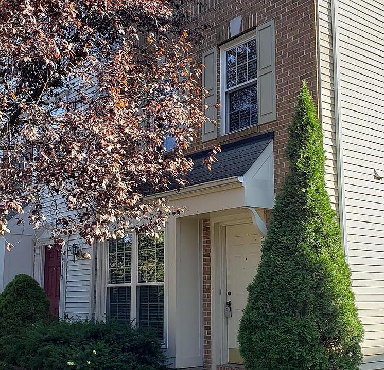 1st image of 13115 Wren Hollow Ln