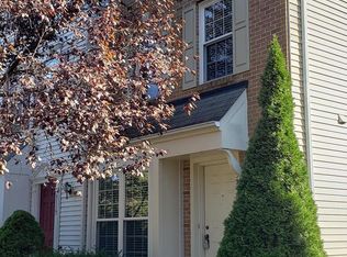 13115 Wren Hollow Ln, Fairfax, VA 22033