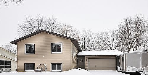 1st image of 3915 Harbor Ln N