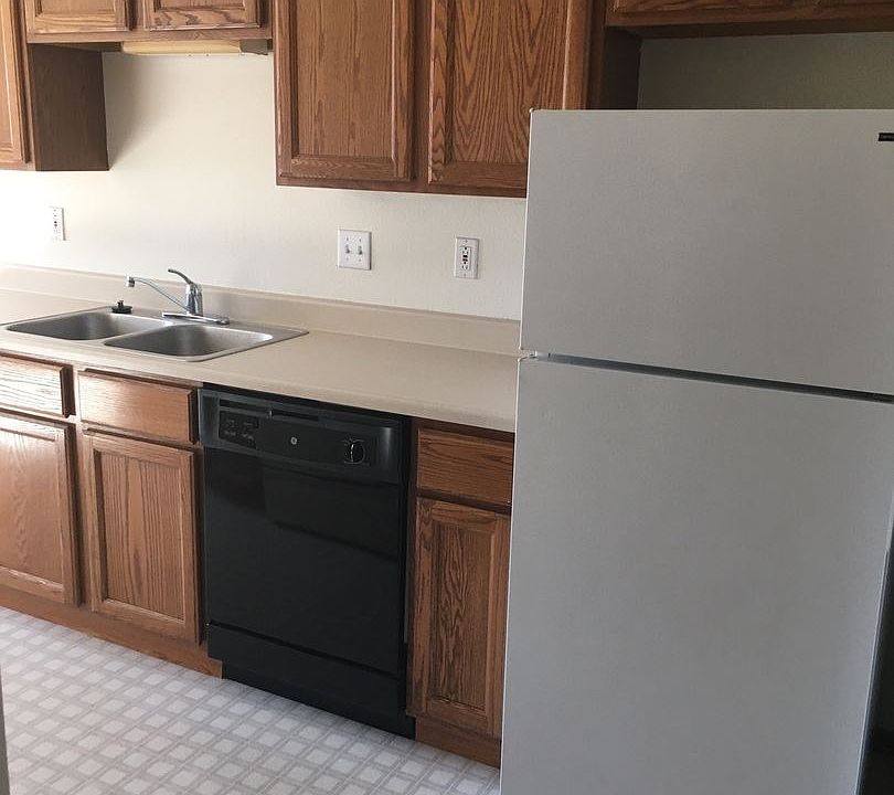 1st image of 341 N 5th St APT 302