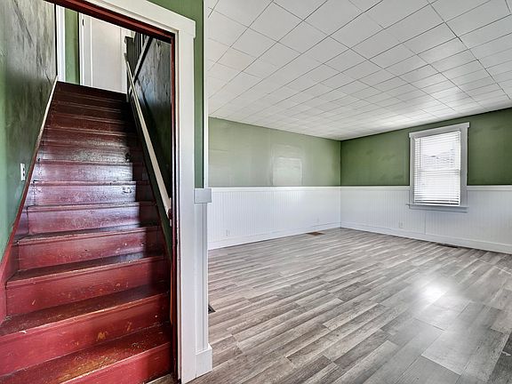 5th image of 861 Gilbert Ridge Rd