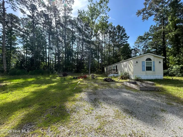 142 High Bluff Trail, Hubert, NC 28539