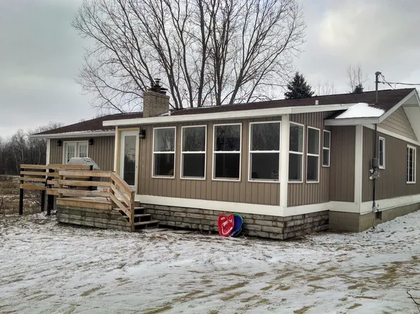2810 Twenty Mile Rd, Kent City, MI 49330