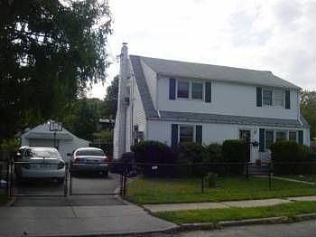 1st image of 402 Starke Ave