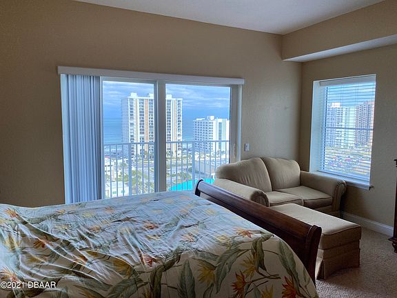 2nd image of 2 Oceans West Blvd APT 1500