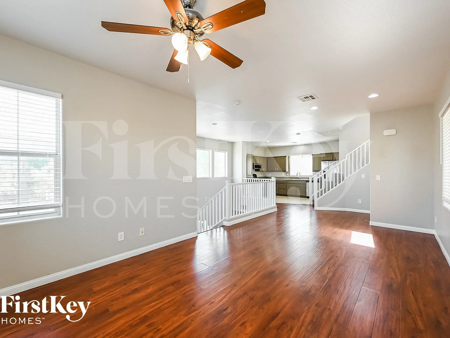 3 bed, 2.5 bath, 1553 sqft, $2,290 — Photo 4