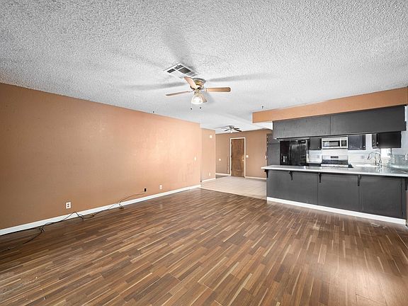 5th image of 43837 Gillan Ave