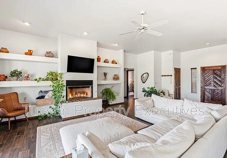3901 N Vista De La Cima — Photo 8