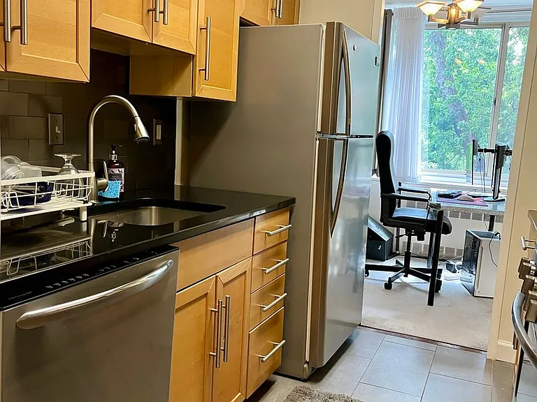 4000 Tunlaw Rd NW #318 — Photo 8