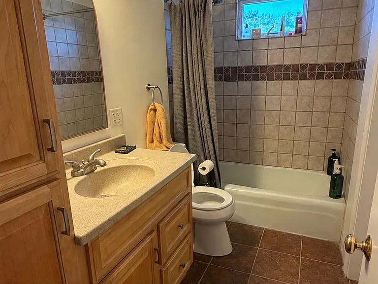 106 Green St #1 — Photo 5