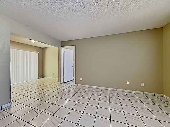 4th image of 104 Hoffa Way