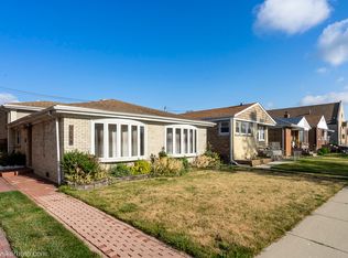 5134 N Nagle Ave, Chicago, IL 60630