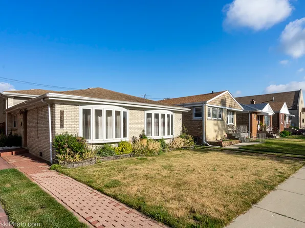 5134 N Nagle Ave, Chicago, IL 60630