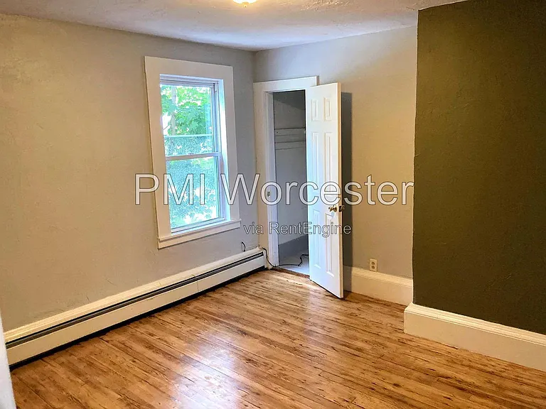 25 Almont Ave — Photo 7