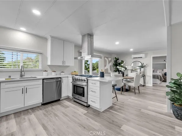 21425 Apricot Ln, Wildomar, CA 92595