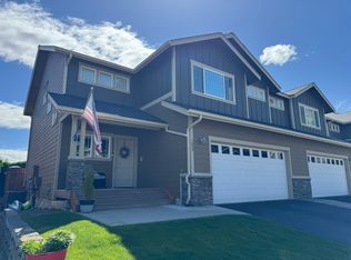 105 Vineyard Ln #A, Chelan, WA 98816