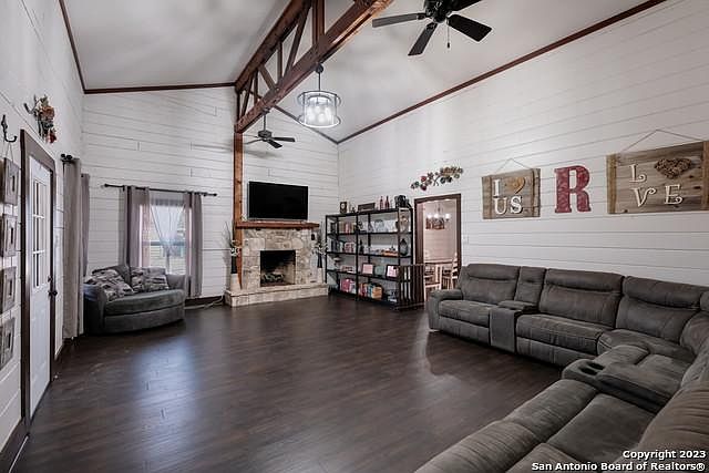 1st image of 6841 Country View Ln
