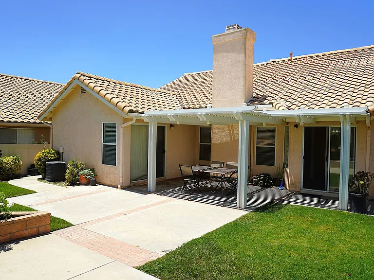 1366 Fairway Oaks Ave — Photo 23