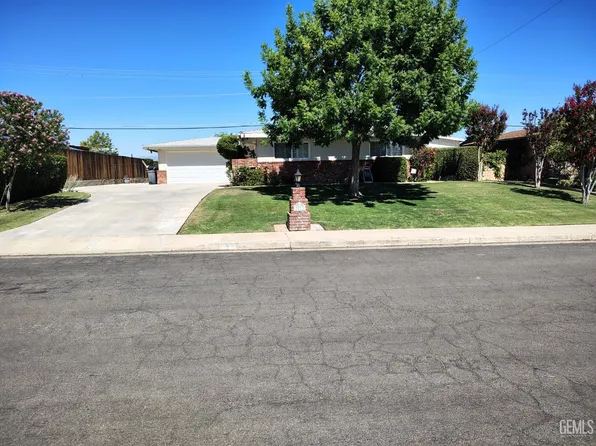 2812 Elmer Ln, Bakersfield, CA 93308