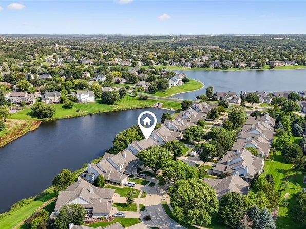 1450 Dover Bay Dr, Clive, IA 50325