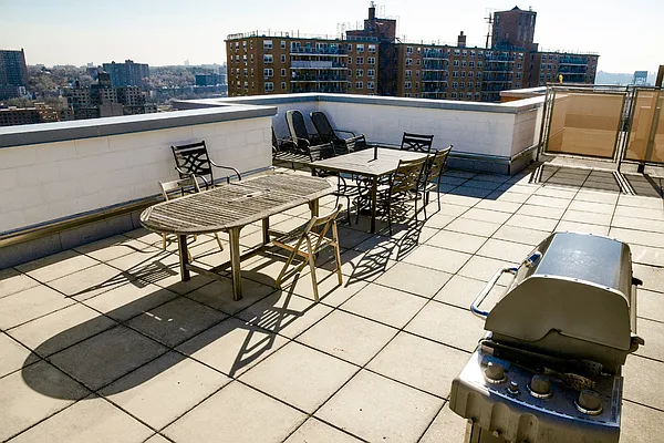 Rented by Berkshire Hathaway HomeServices New York Properties | media 28