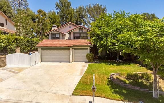 2nd image of 28010 Valcour Dr