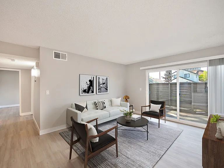 The Harlow — Photo 3