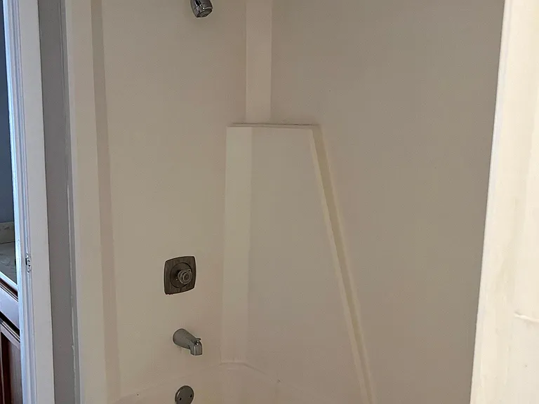 3614 Crestbrook Ct #3 — Photo 5