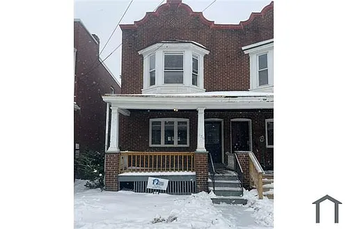 136 S Spring Ave #136 Photo 1