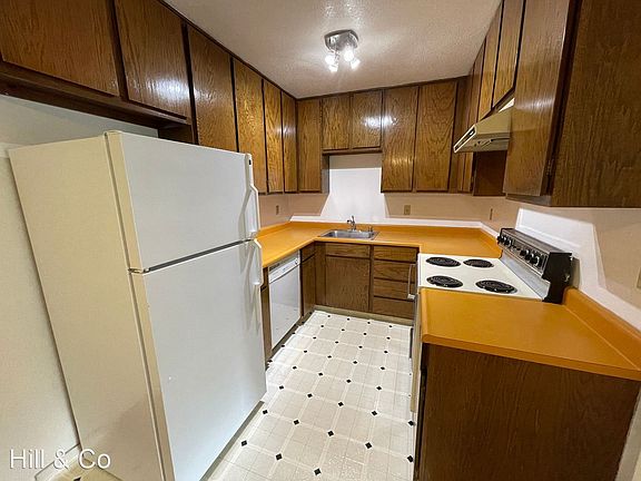 5th image of 125 Gardenside Dr #311