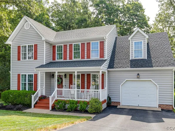 3107 Poinsetta Dr, Chester, VA 23831