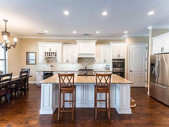 4th image of 7 Osprey Pointe Blvd